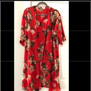 LulaRoe Shirley Red Floral Roses Sz M NWT